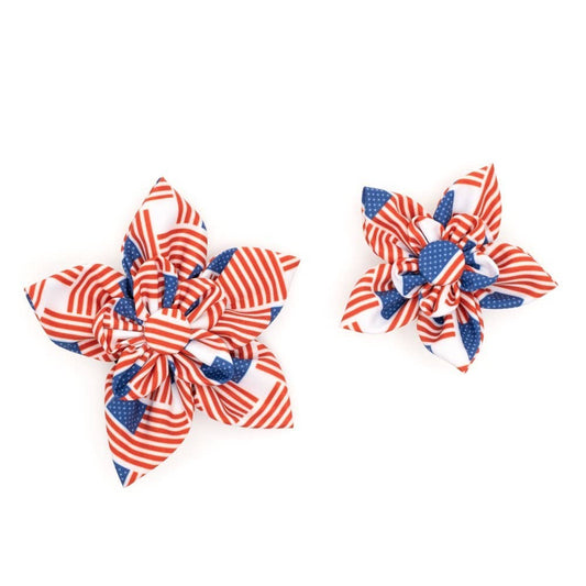 Patchwork Flag Flower: Large / Red/White/Blue