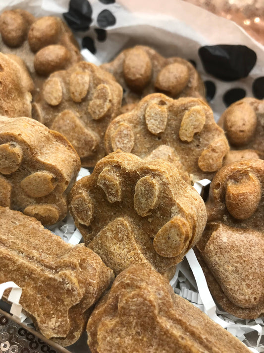 Frenchie Tale Organic Dog Biscuits: Peanut Butter