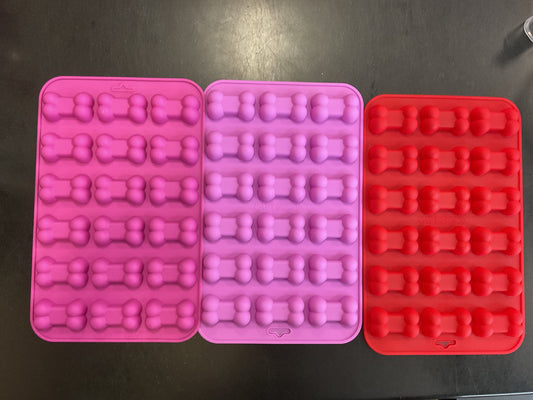Treat tray molds