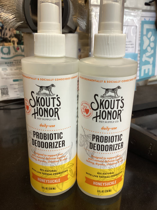 Skout’s Honor Probiotic Deodorizer Honeysuckle
