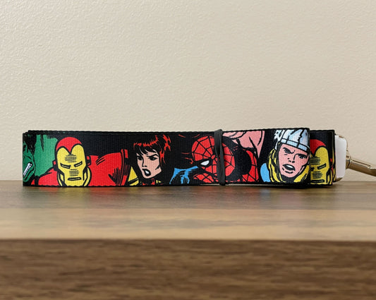 Buckle Down Marvel Avengers Leash Stacked Black