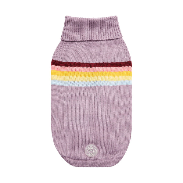 The GF Pet Retro Sweater is a must for trendsetting dogs with its’ bold, cool and colorful retro styling. This quality multi-knit turtleneck boasts a comfortable, sculpted unisex fit, secure ribbed arm holes and an authentic GF PET Logo Patch. Irresistible!! 